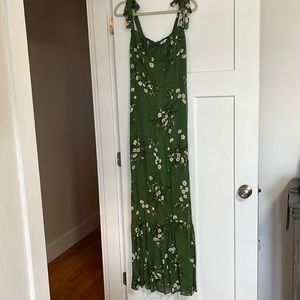 Reformation Jasen Dress - Green Daisy Pattern🌼